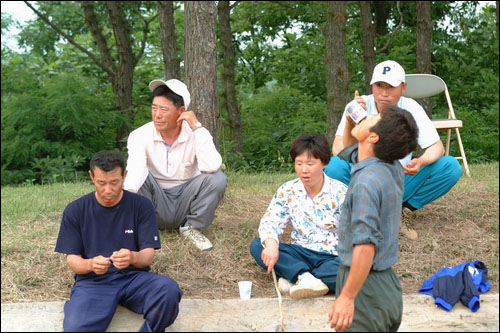 휴식시간, 아이구 목마르다. 